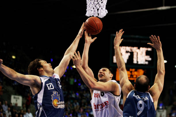 之一正在逐 之一正在逐