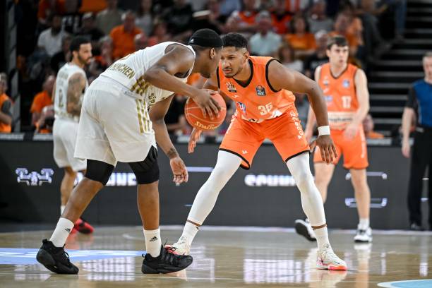 合默契与战 合默契与战